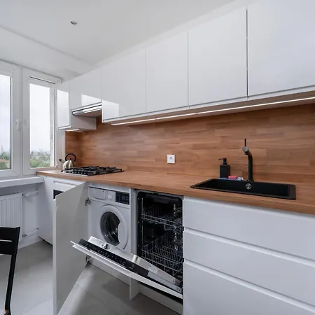 Górna Pleasant By Bookinghost Apartament