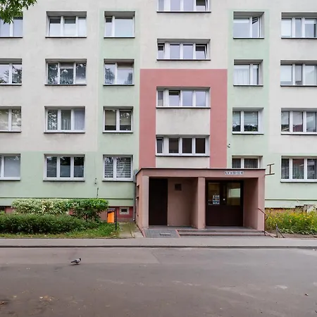 Górna Pleasant By Bookinghost * Łódź