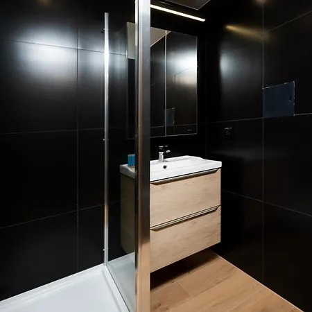 Górna Pleasant By Bookinghost * Łódź